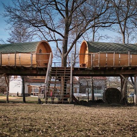 Viking Houses Strnadovsky Mlyn Jesenice  Exterior photo